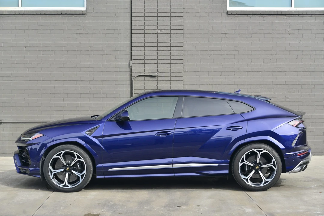 2019 Lamborghini Urus - Image 17 of 31