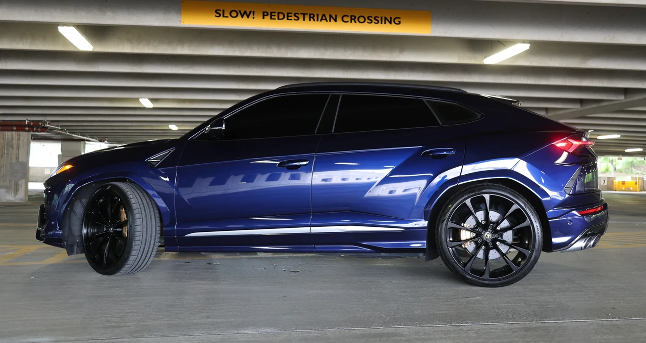 2019 Lamborghini Urus - Image 26 of 31