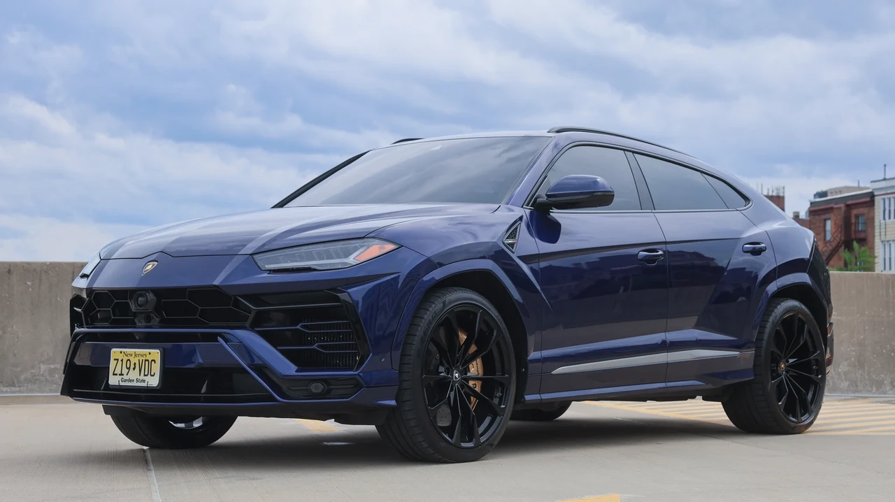 2019 Lamborghini Urus - Image 4 of 31
