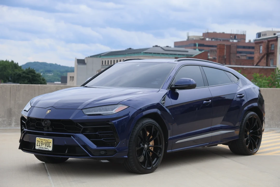 2019 Lamborghini Urus - Image 3 of 31