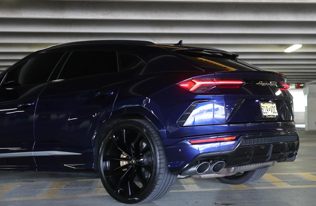 2019 Lamborghini Urus - Image 27 of 31