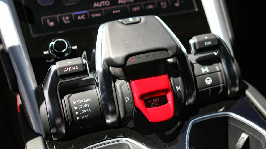 2019 Lamborghini Urus - Image 6 of 31