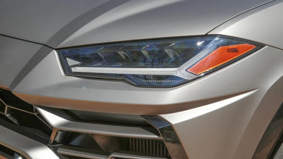 2019 Lamborghini Urus - Image 7 of 31