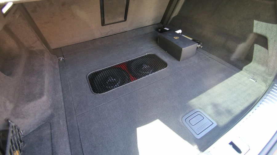2019 Lamborghini Urus - Image 27 of 31