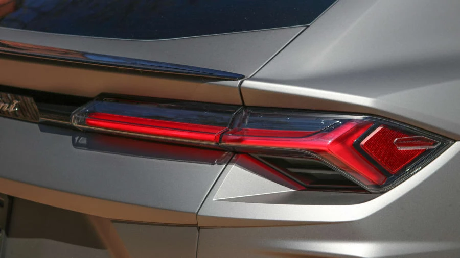 2019 Lamborghini Urus - Image 31 of 31