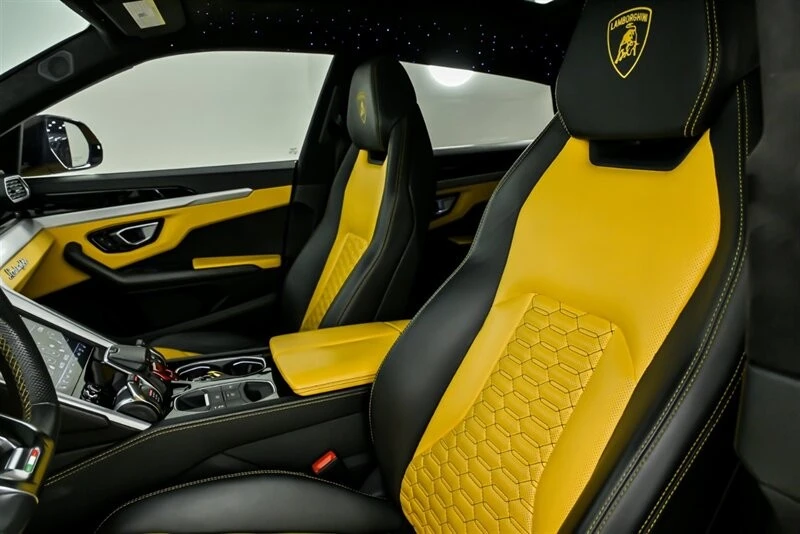 2019 Lamborghini Urus - Image 18 of 31