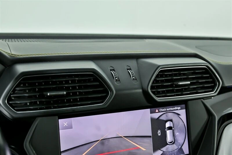2019 Lamborghini Urus - Image 27 of 31