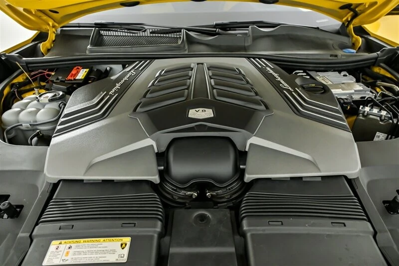 2019 Lamborghini Urus - Image 12 of 31