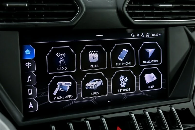 2019 Lamborghini Urus - Image 30 of 31