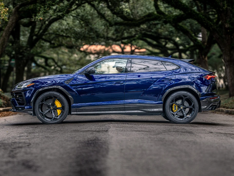 2019 Lamborghini Urus - Image 17 of 31