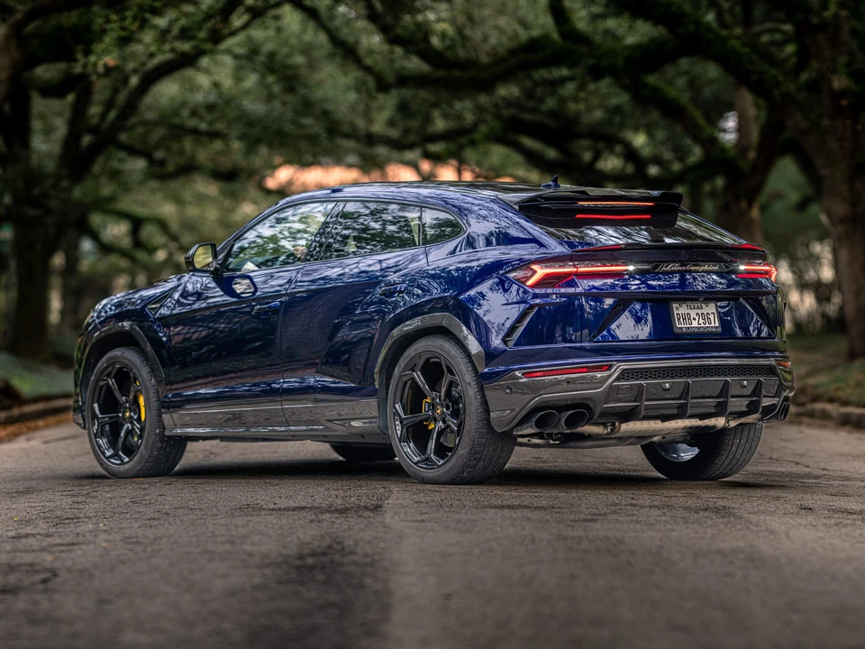 2019 Lamborghini Urus - Image 15 of 31