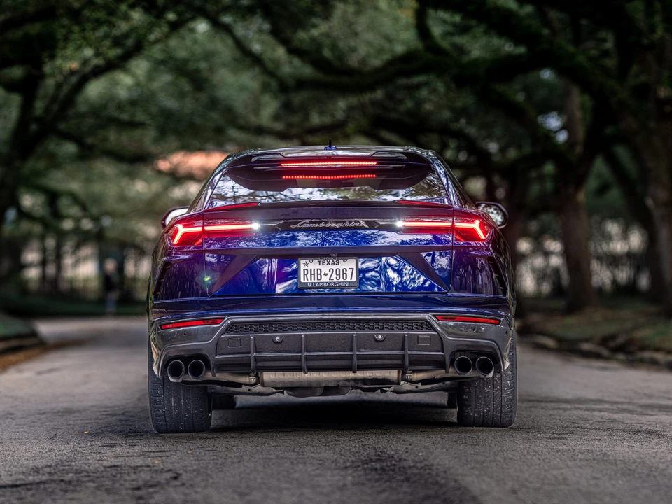 2019 Lamborghini Urus - Image 13 of 31