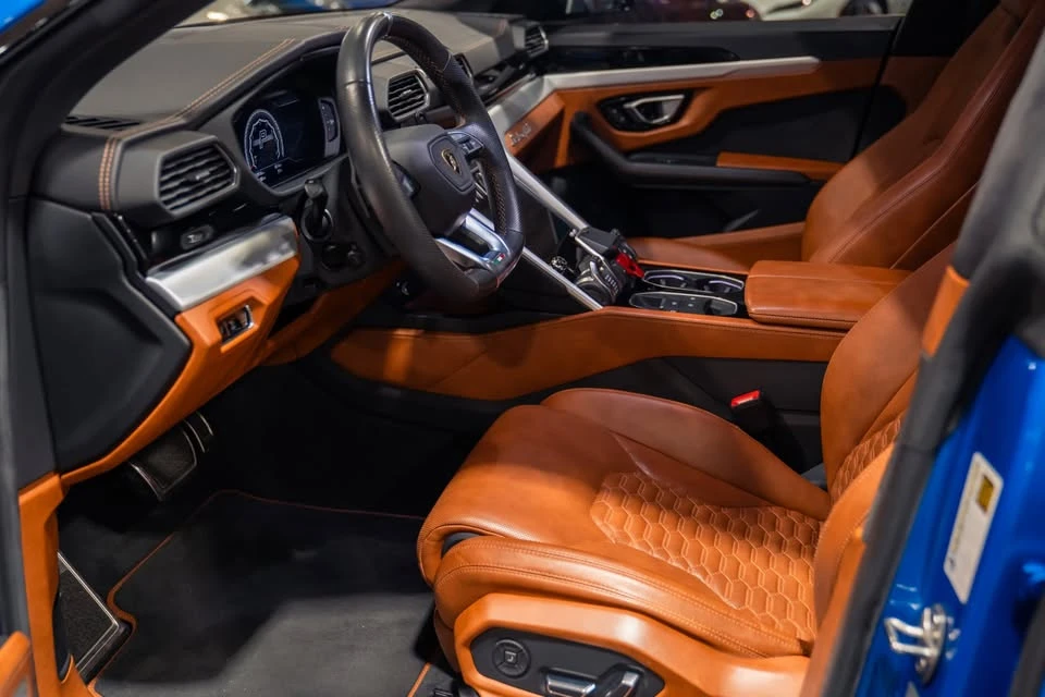 2019 Lamborghini Urus - Image 4 of 20