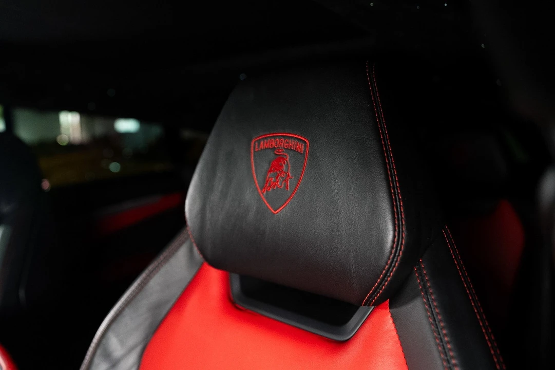 2019 Lamborghini Urus - Image 31 of 31