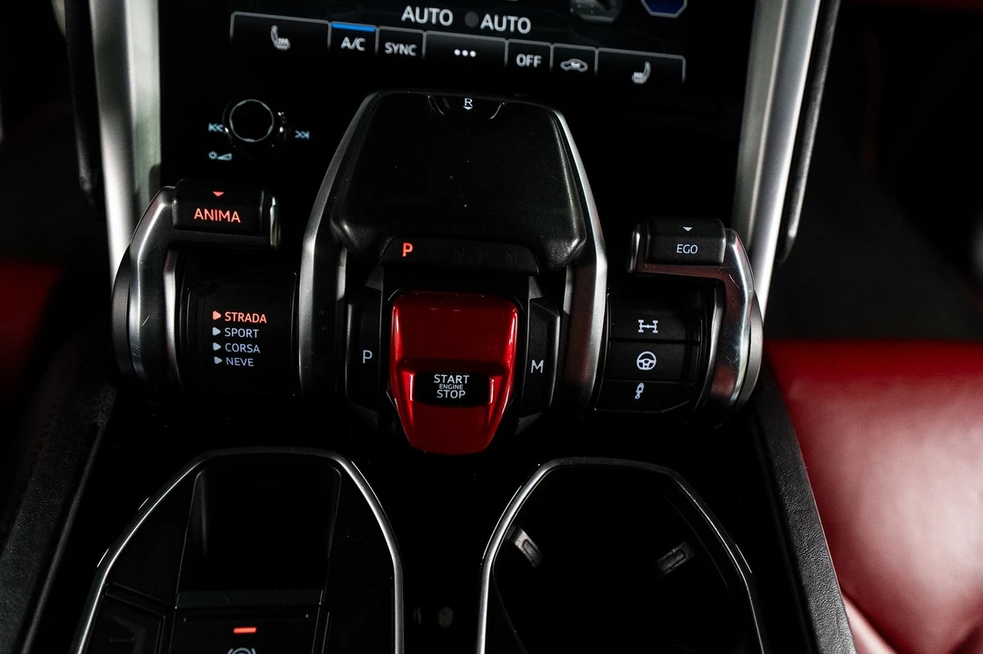 2019 Lamborghini Urus - Image 24 of 31