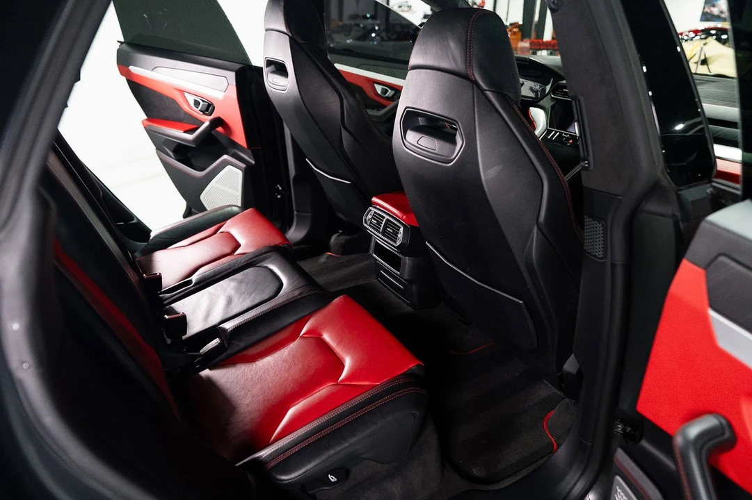 2019 Lamborghini Urus - Image 15 of 31