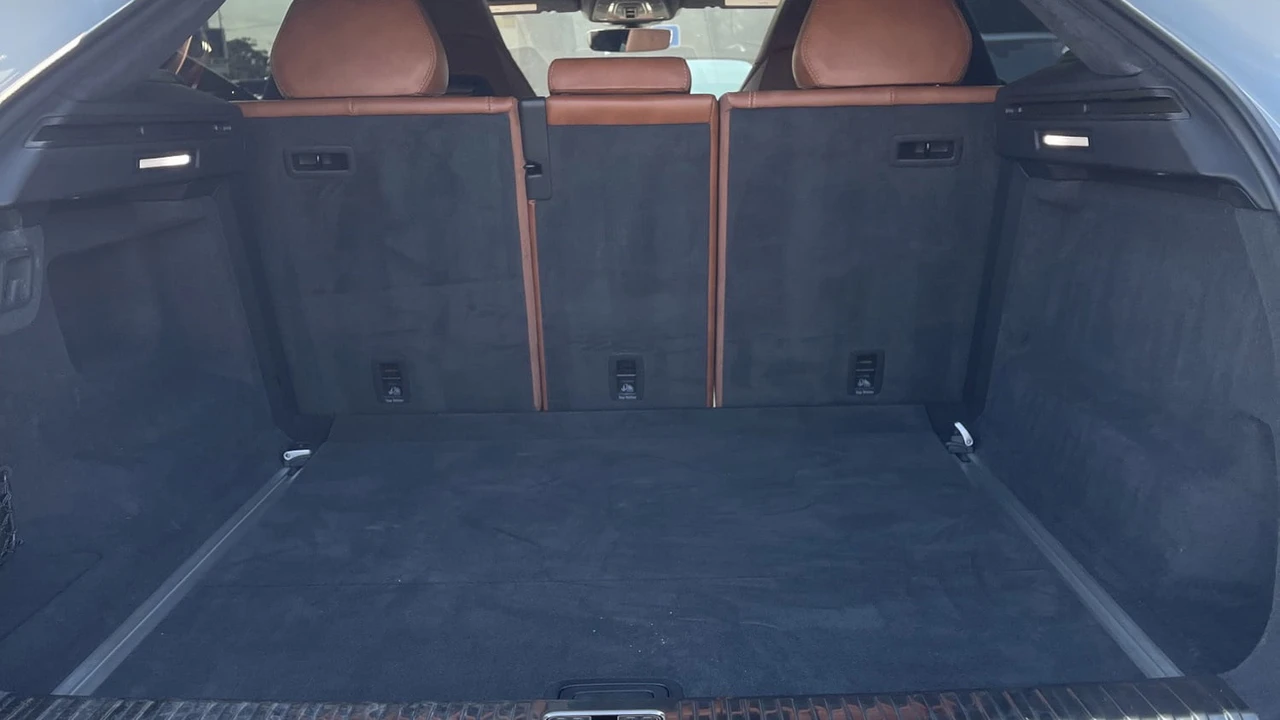 2019 Lamborghini Urus - Image 24 of 30