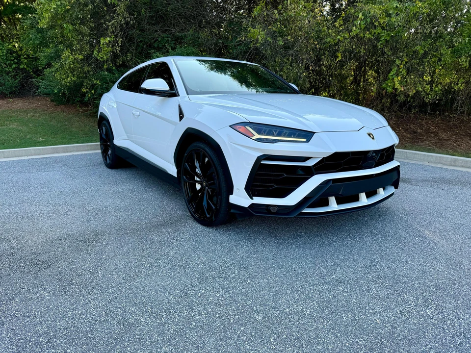2019 Lamborghini Urus - Image 13 of 31