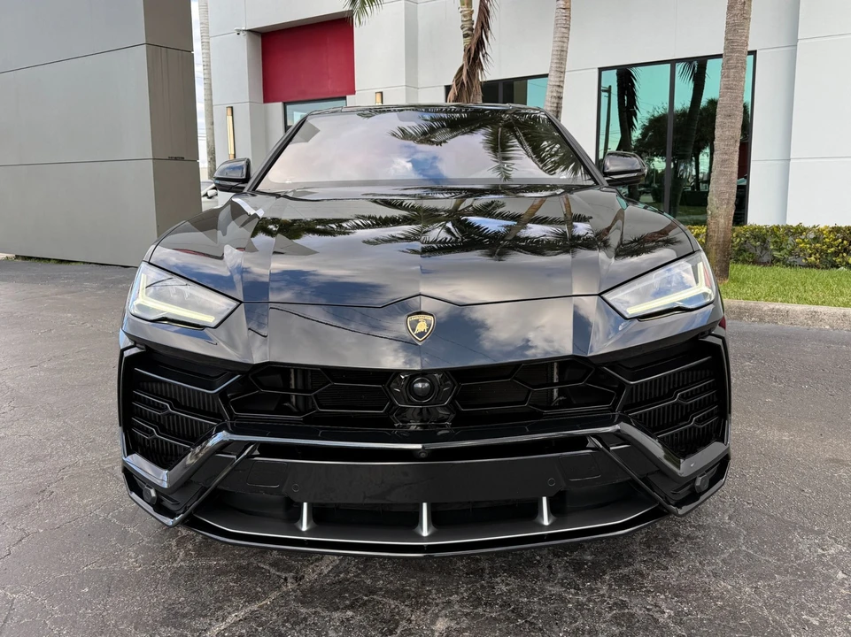 2019 Lamborghini Urus - Image 9 of 21