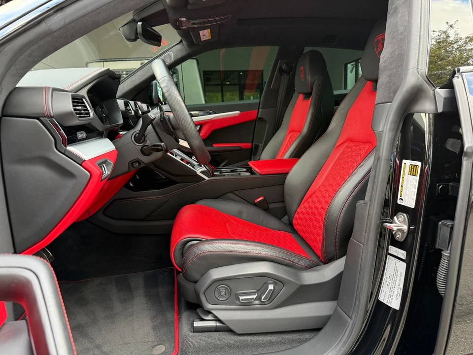 2019 Lamborghini Urus - Image 21 of 21