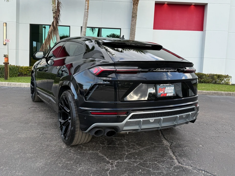 2019 Lamborghini Urus - Image 16 of 21