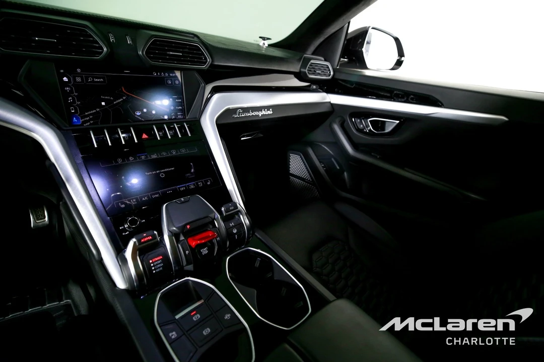 2019 Lamborghini Urus - Image 15 of 21