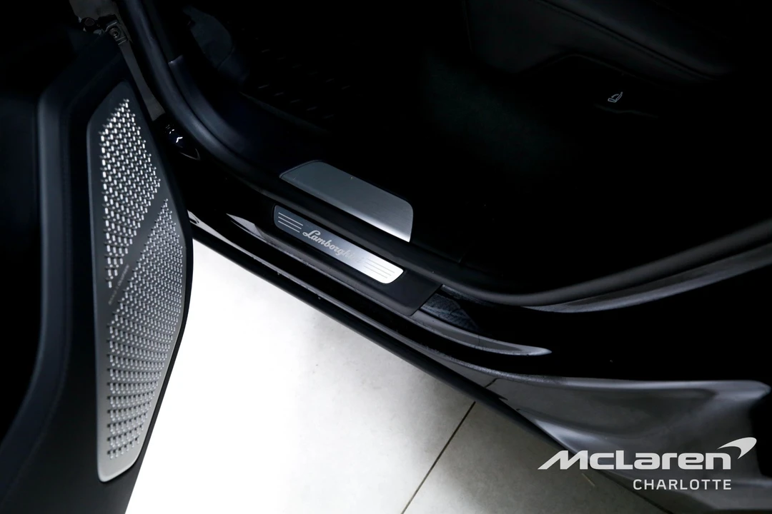 2019 Lamborghini Urus - Image 20 of 21