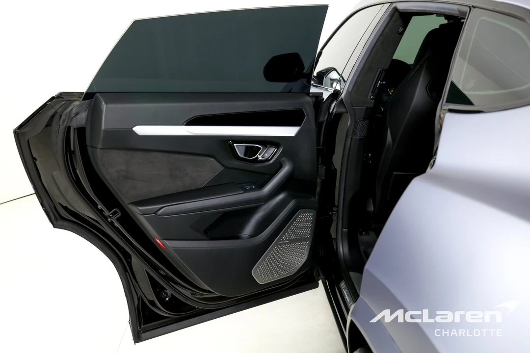 2019 Lamborghini Urus - Image 17 of 21