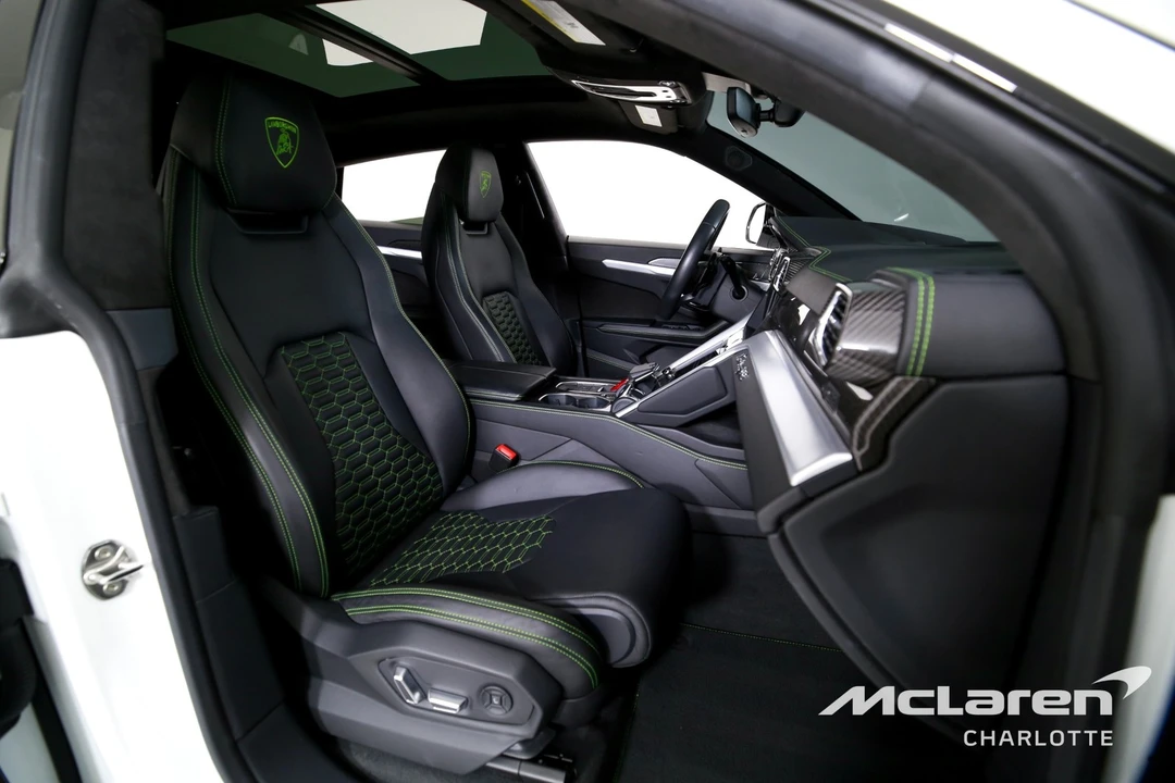 2019 Lamborghini Urus - Image 28 of 31
