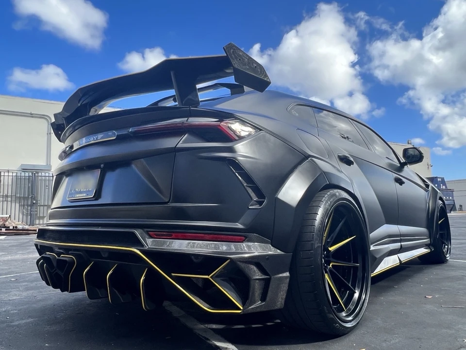 2019 Lamborghini Urus - Image 11 of 27