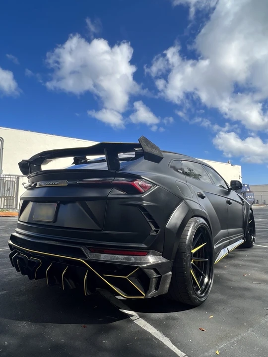 2019 Lamborghini Urus - Image 7 of 27