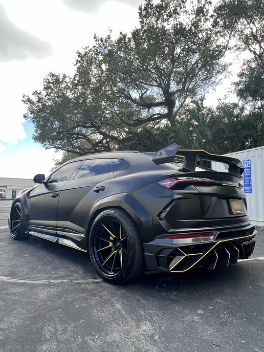 2019 Lamborghini Urus - Image 12 of 27
