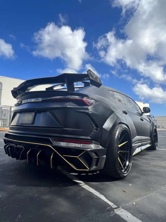 2019 Lamborghini Urus - Image 6 of 27