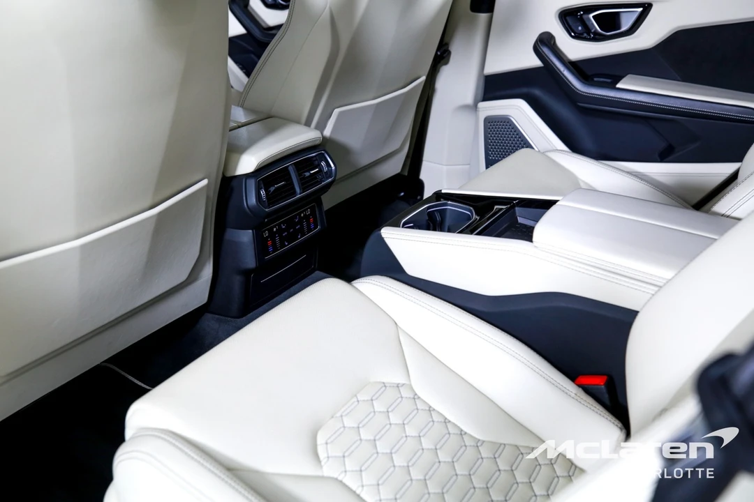2019 Lamborghini Urus - Image 21 of 31
