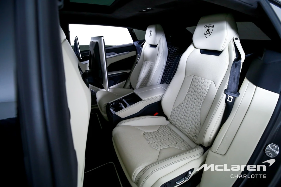 2019 Lamborghini Urus - Image 18 of 31