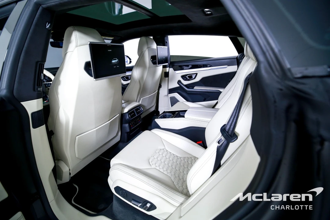 2019 Lamborghini Urus - Image 19 of 31