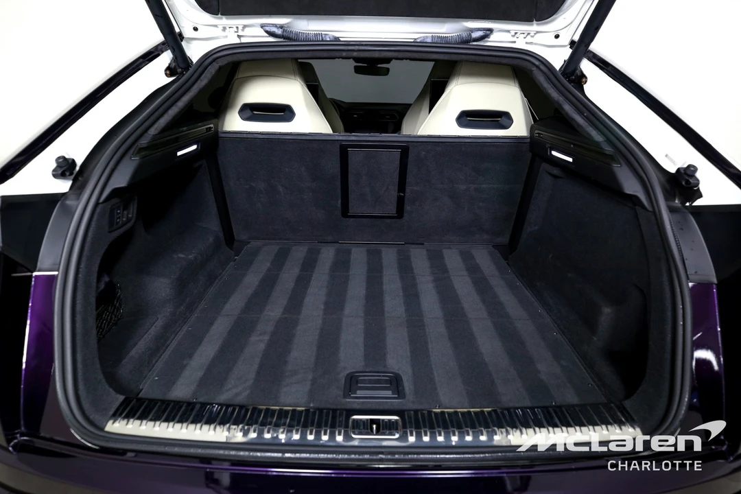 2019 Lamborghini Urus - Image 23 of 31