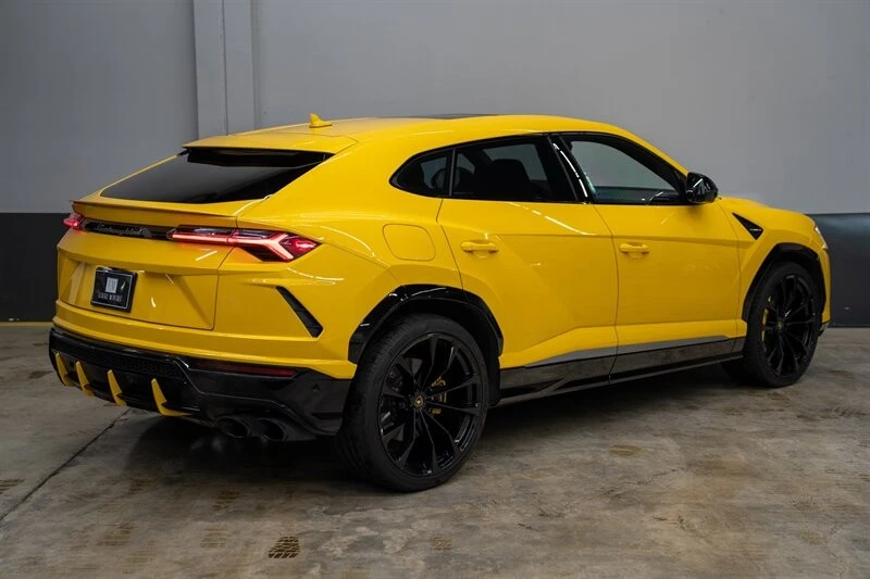 2019 Lamborghini Urus - Image 8 of 21