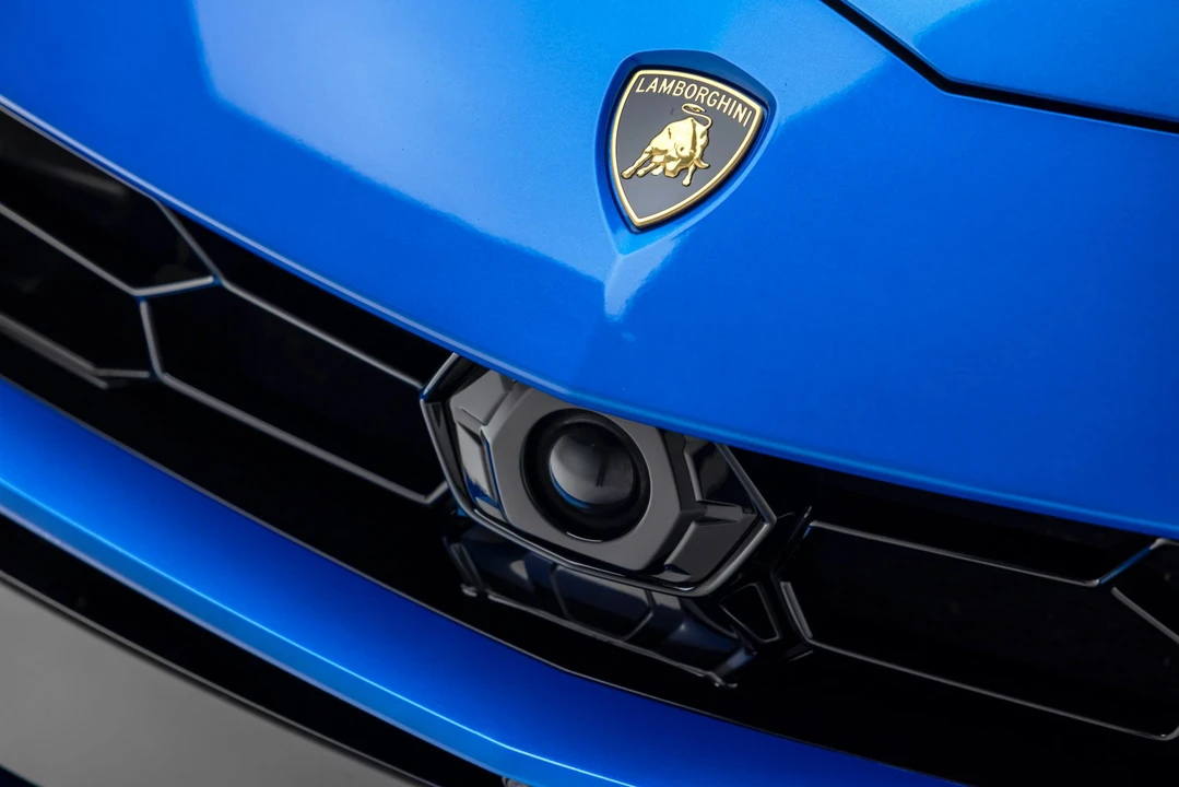 2019 Lamborghini Urus - Image 29 of 31