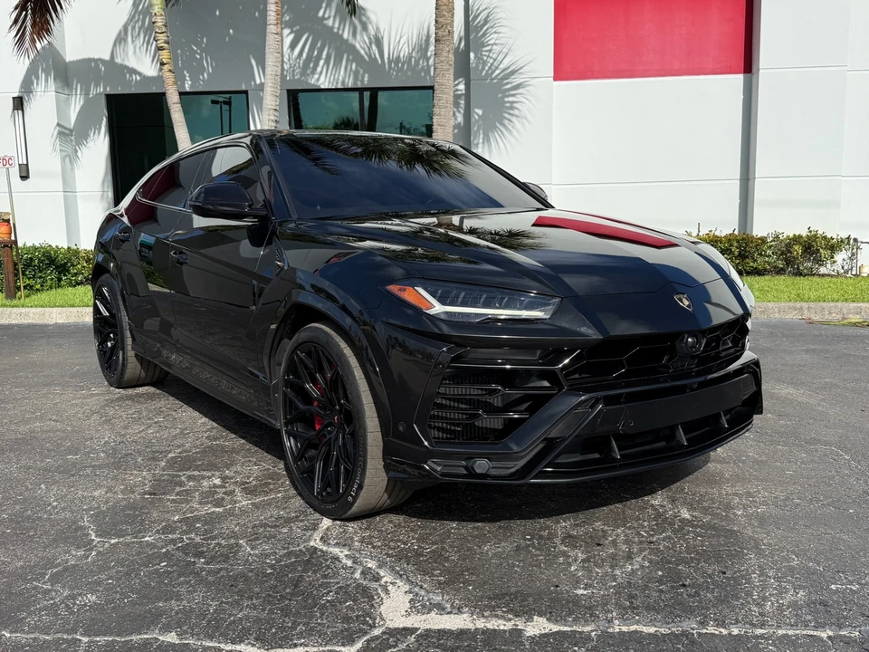 2019 Lamborghini Urus - Image 3 of 31