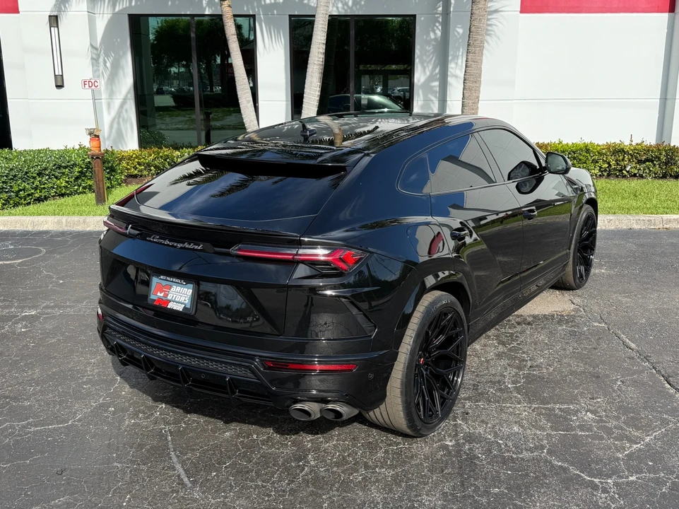 2019 Lamborghini Urus - Image 14 of 31
