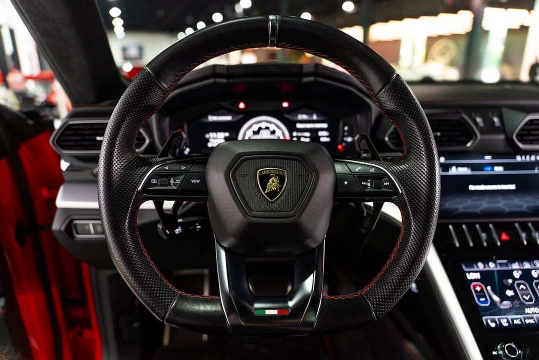 2019 Lamborghini Urus - Image 21 of 31