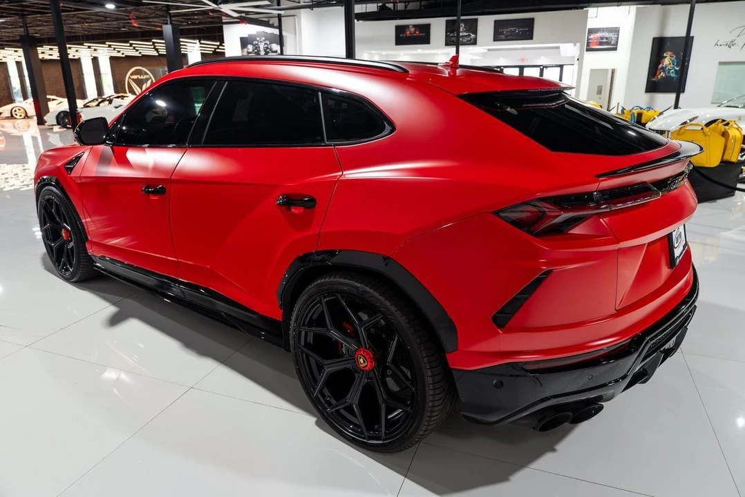 2019 Lamborghini Urus - Image 6 of 31
