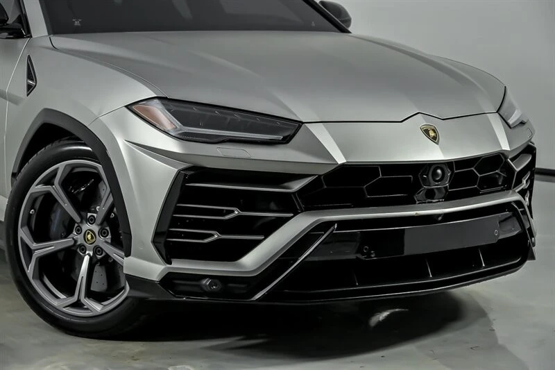2019 Lamborghini Urus - Image 3 of 31
