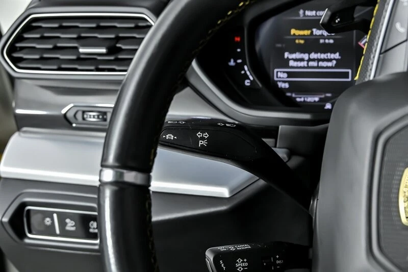 2019 Lamborghini Urus - Image 27 of 31