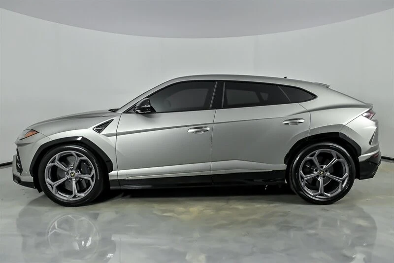 2019 Lamborghini Urus - Image 7 of 31