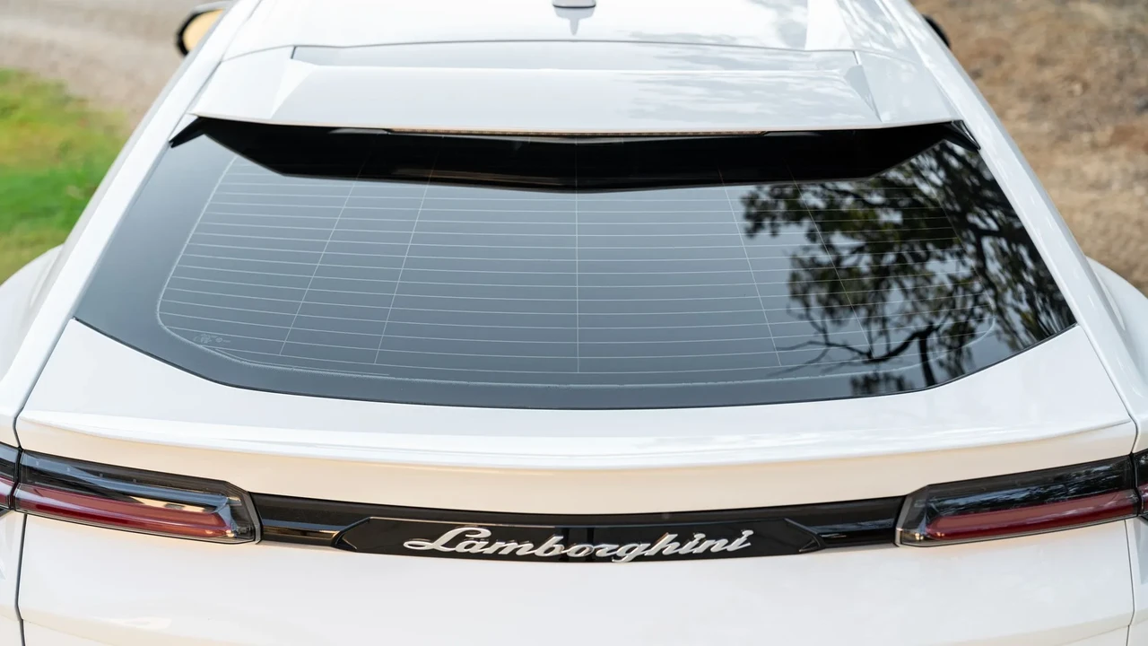 2019 Lamborghini Urus - Image 27 of 31