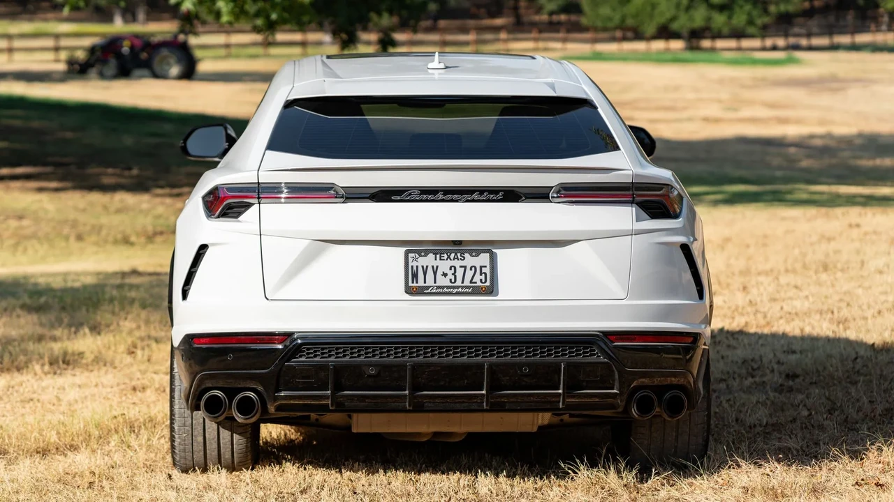 2019 Lamborghini Urus - Image 6 of 31