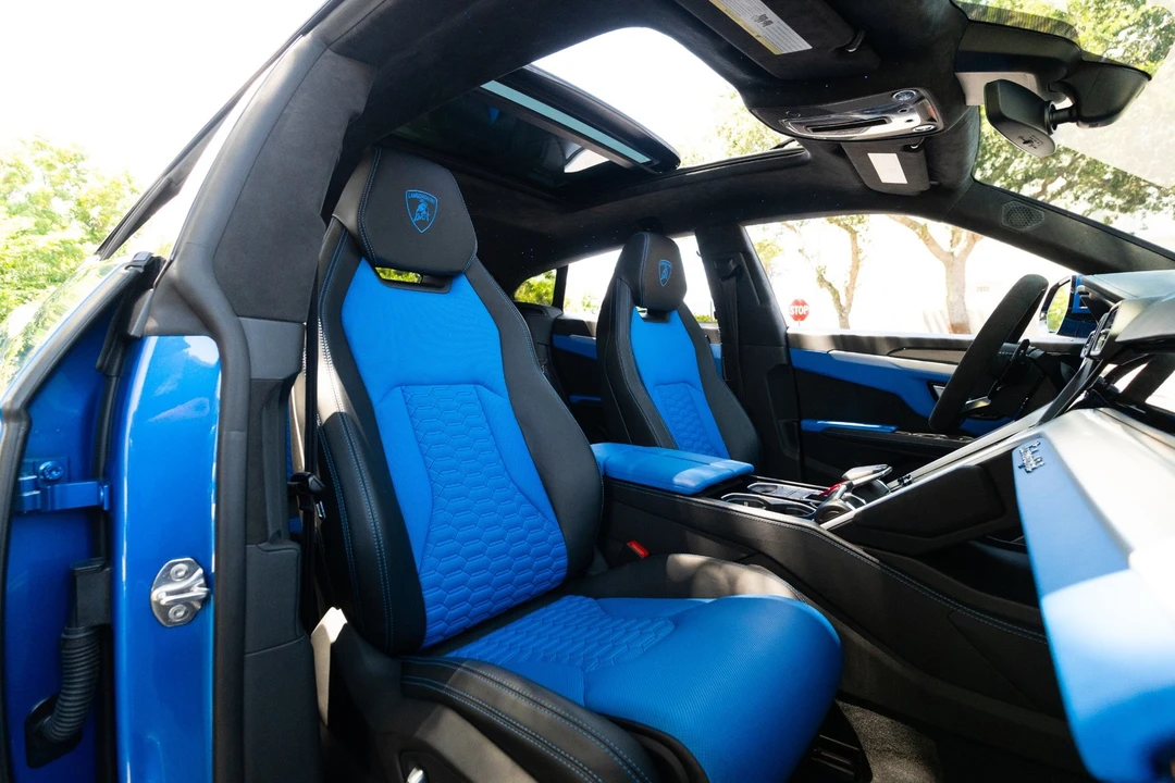 2019 Lamborghini Urus - Image 8 of 31