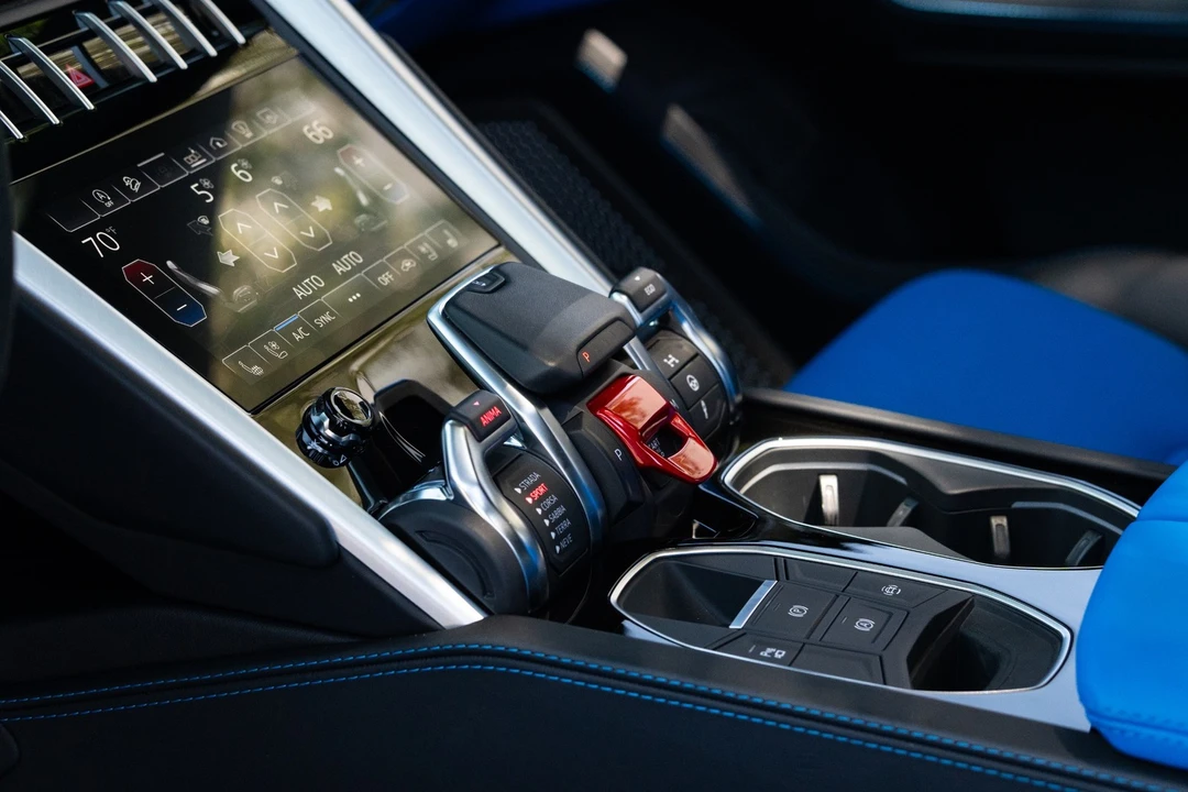 2019 Lamborghini Urus - Image 6 of 31